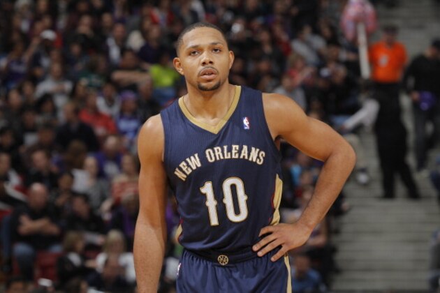 SACRAMENTO, CA - DECEMBER 23: Eric Gordon #10 of the New Orleans Pelicans in a game against the Sacramento Kings on December 23, 2013 at Sleep Train Arena in Sacramento, California. NOTE TO USER: User expressly acknowledges and agrees that, by downloading and or using this photograph, User is consenting to the terms and conditions of the Getty Images Agreement. Mandatory Copyright Notice: Copyright 2013 NBAE (Photo by Rocky Widner/NBAE via Getty Images)