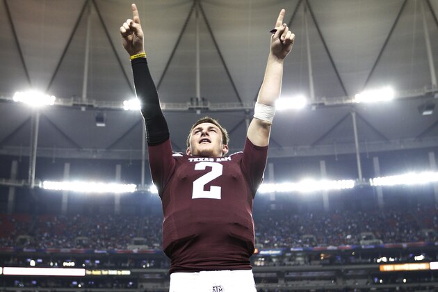 ATLANTA, GA - DECEMBER 31: Johnny Manziel #2 of the Texas A&M Aggies reacts late in the game against the Duke Blue Devils during the Chick-fil-A Bowl at the Georgia Dome on December 31, 2013 in Atlanta, Georgia. Texas A&M won the game 52-48. (Photo by Joe Robbins/Getty Images)