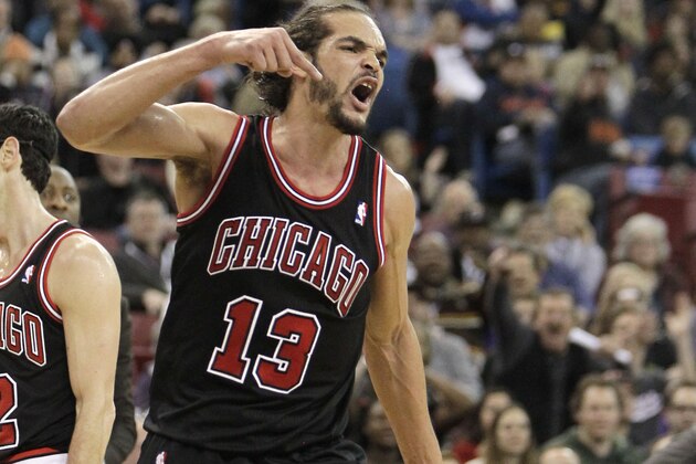 Chicago Bulls center Joakim Noah shouts after getting his second technical foul and was ejected from the game in the third quarter against the Sacramento Kings in a NBA basketball game in Sacramento, Calif., Monday, Feb. 3, 2014. The Kings won 99-70. (AP Photo/Rich Pedroncelli)