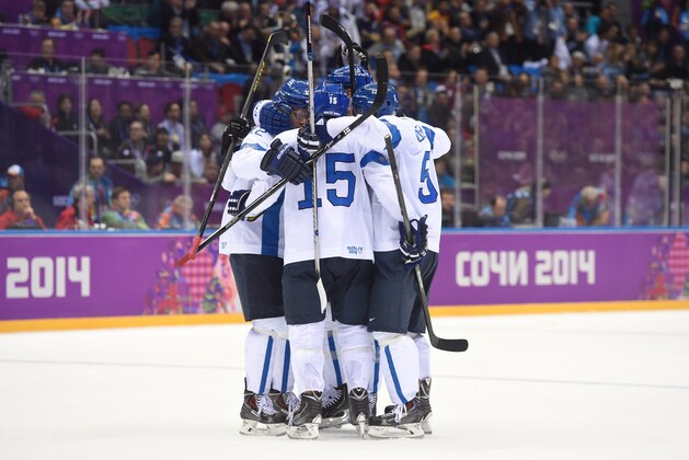 SOCHI, RUSSIA - FEBRUARY 16:  Tuomo Ruutu #15 of Finland celebrates with his teammates after scoring a goal in the second period against Carey Price #31 of Canada during the Men's Ice Hockey Preliminary Round Group B game on day nine of the Sochi 2014 Winter Olympics at Bolshoy Ice Dome on February 16, 2014 in Sochi, Russia.  (Photo by Lars Baron/Getty Images)