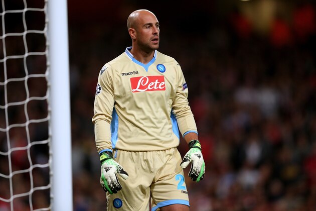 LONDON, ENGLAND - OCTOBER 01: Goalkeeper Pepe Reina of Napoli looks on during UEFA Champions League Group F match between Arsenal FC and SSC Napoli at Emirates Stadium on October 1, 2013 in London, England. (Photo by Paul Gilham/Getty Images) LONDON, ENGLAND - OCTOBER 01: Goalkeeper Pepe Reina of Napoli looks on during UEFA Champions League Group F match between Arsenal FC and SSC Napoli at Emirates Stadium on October 1, 2013 in London, England. (Photo by Paul Gilham/Getty Images)