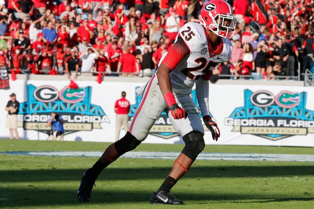 JACKSONVILLE, FL - NOVEMBER 02:  Josh Harvey-Clemons #25 of the Georgia Bulldogs in action during the game against the Florida Gators at EverBank Field on November 2, 2013 in Jacksonville, Florida.  (Photo by Sam Greenwood/Getty Images)