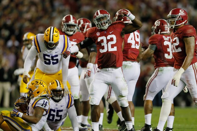 TUSCALOOSA, AL - NOVEMBER 09:  C.J. Mosley #32 of the Alabama Crimson Tide reacts after tackling Terrence Magee #14 of the LSU Tigers during the first half of the game at Bryant-Denny Stadium on November 9, 2013 in Tuscaloosa, Alabama.  (Photo by Kevin C. Cox/Getty Images)