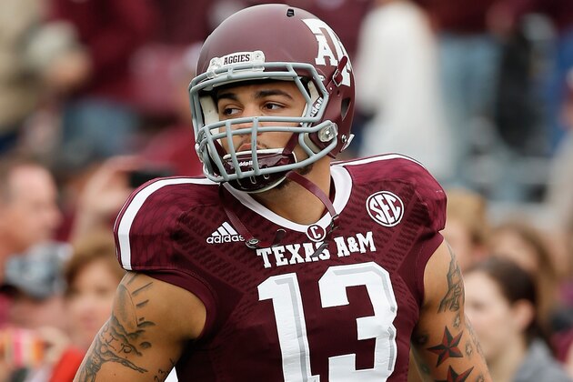 COLLEGE STATION, TX - NOVEMBER 09:  Mike Evans #13 of the Texas A&M Aggies works out on the field before the game against the Mississippi State Bulldogs at Kyle Field on November 9, 2013 in College Station, Texas.  (Photo by Scott Halleran/Getty Images)