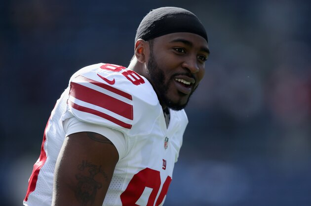 SAN DIEGO, CA - DECEMBER 08:  Wide receiver Hakeem Nicks #88 of the New York Giants looks on prior to the start of the game against the San Diego Chargers at Qualcomm Stadium on December 8, 2013 in San Diego, California.  (Photo by Jeff Gross/Getty Images)