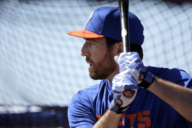 New York Mets infielder Ike Davis takes batting practice during spring training baseball Monday, Feb. 17, 2014, in Port St. Lucie, Fla. (AP Photo/Jeff Roberson)