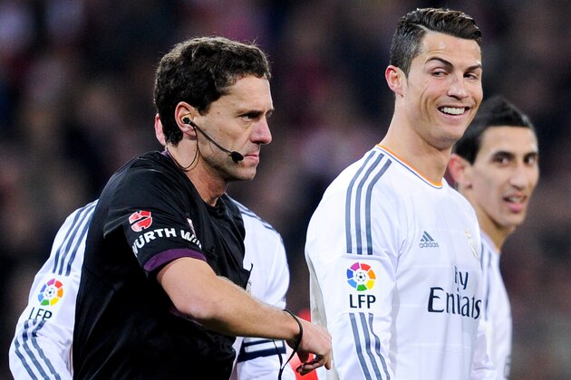 BILBAO, SPAIN - FEBRUARY 02:  Cristiano Ronaldo of Real Madrid CF smiles after being shown a red card by the referee Ayza Gamez during the La Liga match between Athletic Club and Real Madrid CF at San Mames Stadium on February 2, 2014 in Bilbao, Spain.  (Photo by David Ramos/Getty Images)