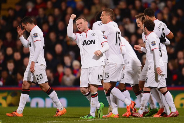 LONDON, ENGLAND - FEBRUARY 22:  Wayne Rooney of Manchester United celebrates with team mates after scoring during the Barclays Premier League match between Crystal Palace and Manchester United at Selhurst Park on February 22, 2014 in London, England.  (Photo by Mike Hewitt/Getty Images)