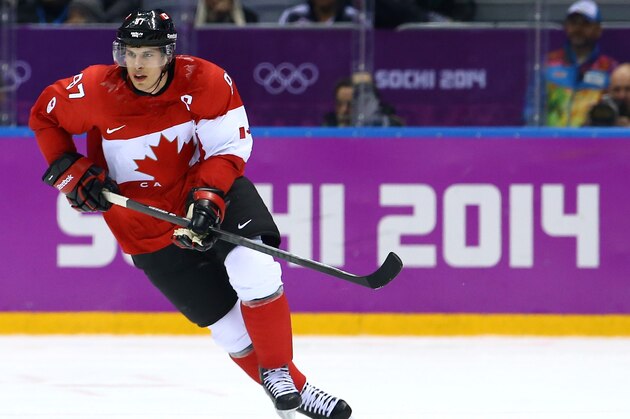 SOCHI, RUSSIA - FEBRUARY 21:  Sidney Crosby #87 of Canada skates during the Men's Ice Hockey Semifinal Playoff against the United States on Day 14 of the 2014 Sochi Winter Olympics at Bolshoy Ice Dome on February 21, 2014 in Sochi, Russia.  (Photo by Al Bello/Getty Images)