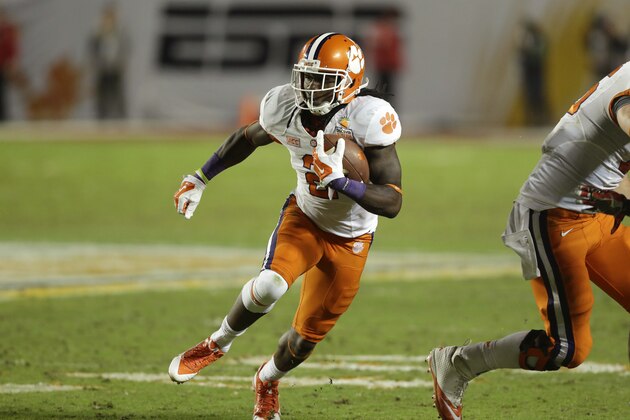 Clemson  wide receiver Sammy Watkins (2)runs during the second half of the Orange Bowl NCAA college football game against Ohio State, Friday, Jan. 3, 2014, in Miami Gardens, Fla. (AP Photo/Wilfredo Lee)