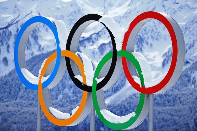 SOCHI, RUSSIA - FEBRUARY 19:  Snow collects on the Olympic Rings during day 12 of the 2014 Sochi Winter Olympics at Laura Cross-country Ski & Biathlon Center on February 19, 2014 in Sochi, Russia.  (Photo by Richard Heathcote/Getty Images)