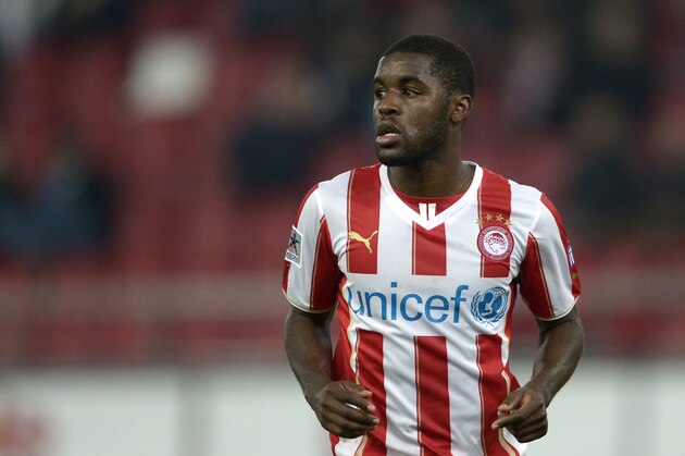 ATHENS,GREECE - JANUARY 18: Joel Campbell of Olympiacos in action during the Greek Superleague match between Olympiacos and  Levadiakos at the Georgios Karaiskakis Stadium on January 18, 2014 in Athens,Greece.  (Photo by Aris Messinis/EuroFootball/Getty Images)