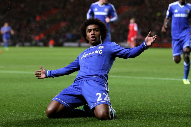 SOUTHAMPTON, ENGLAND - JANUARY 01:  Willian of Chelsea celebrates after scoring his team's second goal during the Barclays Premier League match between Southampton and Chelsea at St Mary's Stadium on January 1, 2014 in Southampton, England.  (Photo by Warren Little/Getty Images)