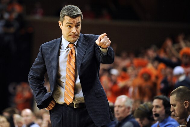 CHARLOTTESVILLE, VA - FEBRUARY 28:  Head coach Tony Bennett of the Virginia Cavaliers points to a player during a game against the Duke Blue Devils at John Paul Jones Arena on February 28, 2013 in Charlottesville, Virginia. (Photo by Lance King/Getty Images)