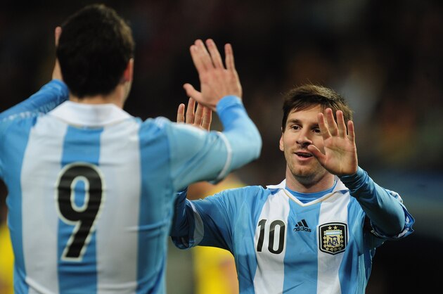 STOCKHOLM, SWEDEN - FEBRUARY 06:  Lionel Messi of Argentina in action during the International Friendly match between Sweden and Argentina at the Friends Arena on February 6, 2013 in Stockholm, Sweden.  (Photo by Jamie McDonald/Getty Images)