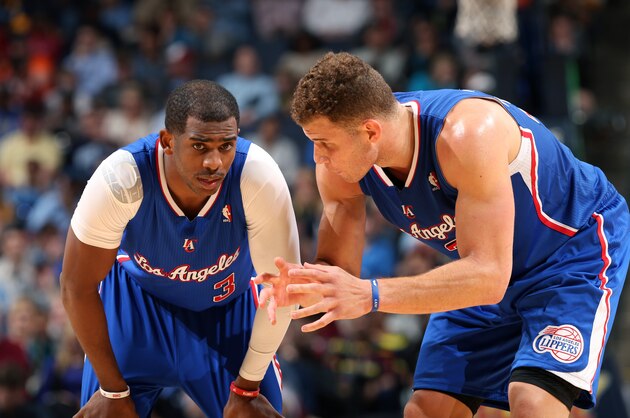 MEMPHIS, TN - FEBRUARY 21: Blake Griffin #32 and Chris Paul #3 of the Los Angeles Clippers talk during a game against the Memphis Grizzlies on February 21, 2014 at FedExForum in Memphis, Tennessee. NOTE TO USER: User expressly acknowledges and agrees that, by downloading and or using this photograph, User is consenting to the terms and conditions of the Getty Images License Agreement. Mandatory Copyright Notice: Copyright 2014 NBAE (Photo by Joe Murphy/NBAE via Getty Images)