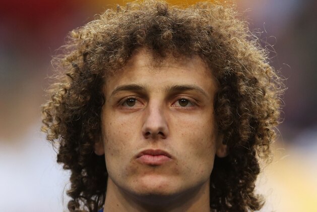 AMSTERDAM, NETHERLANDS - MAY 15:  David Luiz of Chelsea lines up during the UEFA Europa League Final between SL Benfica and Chelsea FC at Amsterdam Arena on May 15, 2013 in Amsterdam, Netherlands.  (Photo by Scott Heavey/Getty Images)