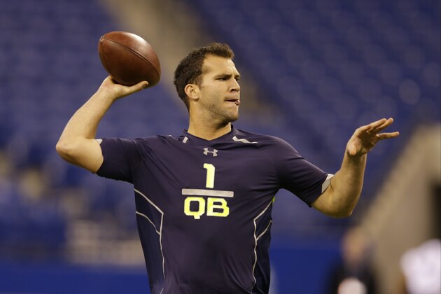 Central Florida quarterback Blake Bortles throws during a drill at the NFL football scouting combine in Indianapolis, Sunday, Feb. 23, 2014. (AP Photo/Michael Conroy)