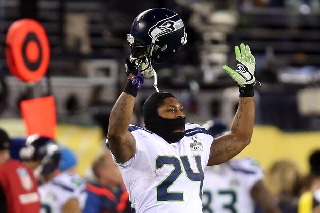 EAST RUTHERFORD, NJ - FEBRUARY 02:  Running back Marshawn Lynch #24 of the Seattle Seahawks gestures during Super Bowl XLVIII against the Denver Broncos at MetLife Stadium on February 2, 2014 in East Rutherford, New Jersey.  (Photo by Jeff Gross/Getty Images)