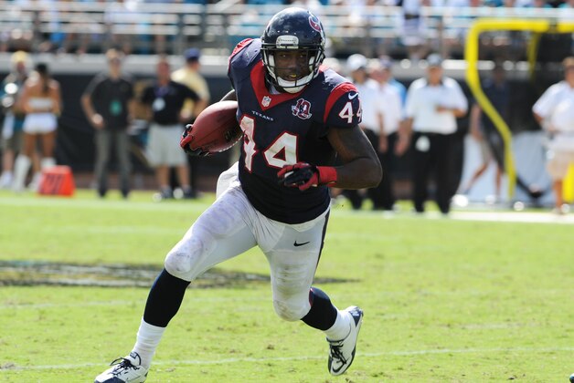 JACKSONVILLE, FL - SEPTEMBER 16:  Running back Ben Tate  #44  of the Houston Texans rushes upfield against the Jacksonville Jaguars  September 16, 2012 at EverBank Field in Jacksonville, Florida. Houston won 27 - 7. ( Photo by Al Messerschmidt/Getty Images)