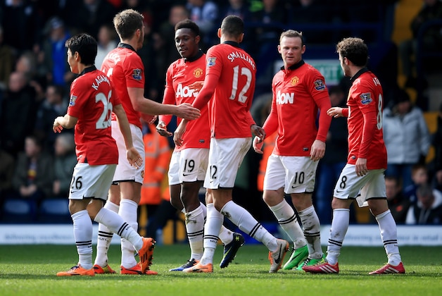 WEST BROMWICH, ENGLAND - MARCH 08: Danny Welbeck of Manchester United (19) celebrates with team mates as he scores their third goal during the Barclays Premier League match between West Bromwich Albion and Manchester United at The Hawthorns on March 8, 2014 in West Bromwich, England. (Photo by Richard Heathcote/Getty Images) WEST BROMWICH, ENGLAND - MARCH 08: Danny Welbeck of Manchester United (19) celebrates with team mates as he scores their third goal during the Barclays Premier League match between West Bromwich Albion and Manchester United at The Hawthorns on March 8, 2014 in West Bromwich, England. (Photo by Richard Heathcote/Getty Images)