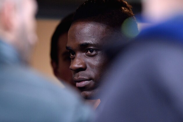 MILAN, ITALY - MARCH 02:  Mario Balotelli attends the Serie A match between AC Milan and Juventus at San Siro Stadium on March 2, 2014 in Milan, Italy.  (Photo by Claudio Villa/Getty Images)