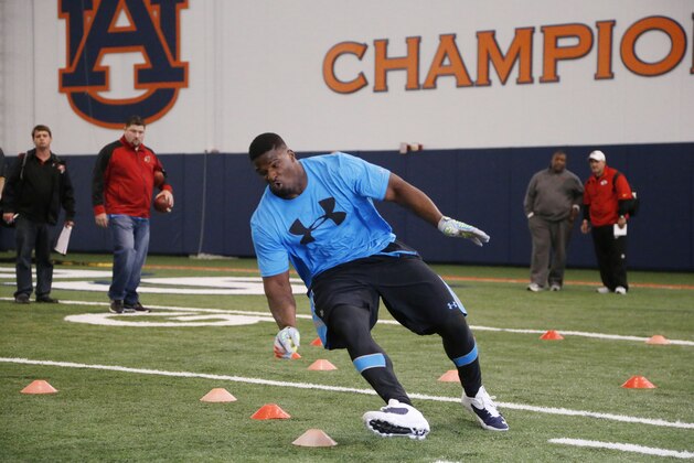 Dee Ford at Auburn University's Pro Day Tuesday, March 4, 2014, in Auburn, Ala. (AP Photo/Hal Yeager)