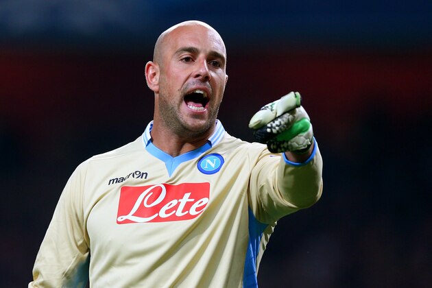 LONDON, ENGLAND - OCTOBER 01:  Goalkeeper Pepe Reina of Napoli gestures during UEFA Champions League Group F match between Arsenal FC and SSC Napoli at Emirates Stadium on October 1, 2013 in London, England.  (Photo by Paul Gilham/Getty Images)