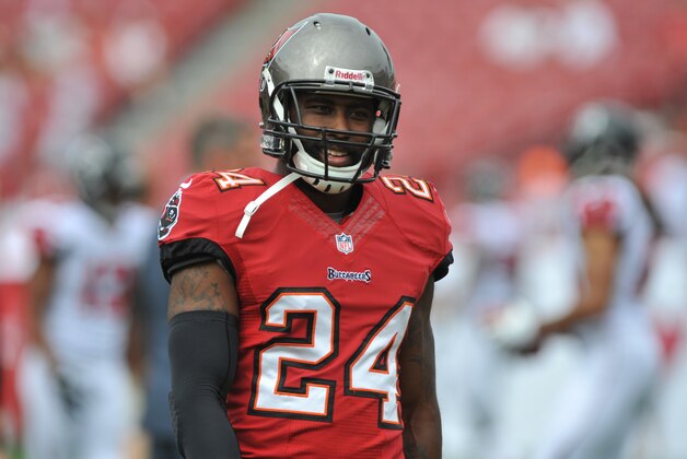 TAMPA, FL -  NOVEMBER 17:  Cornerback Darrelle Revis #24 of the Tampa Bay Buccaneers warms up for play against the Atlanta Falcons  November 17, 2013 at Raymond James Stadium in Tampa, Florida. Tampa won 41 - 28. (Photo by Al Messerschmidt/Getty Images)
