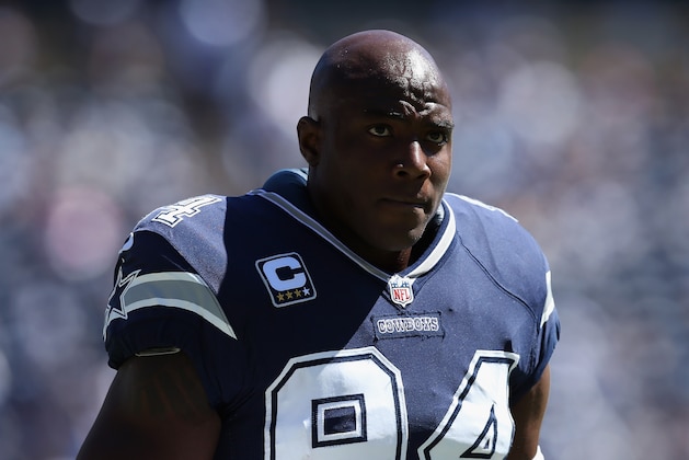 SAN DIEGO, CA - SEPTEMBER 29: Defensive end DeMarcus Ware #94 of the Dallas Cowboys looks on prior to the start of the game against the San Diego Chargers at Qualcomm Stadium on September 29, 2013 in San Diego, California. (Photo by Jeff Gross/Getty Images) SAN DIEGO, CA - SEPTEMBER 29: Defensive end DeMarcus Ware #94 of the Dallas Cowboys looks on prior to the start of the game against the San Diego Chargers at Qualcomm Stadium on September 29, 2013 in San Diego, California. (Photo by Jeff Gross/Getty Images)