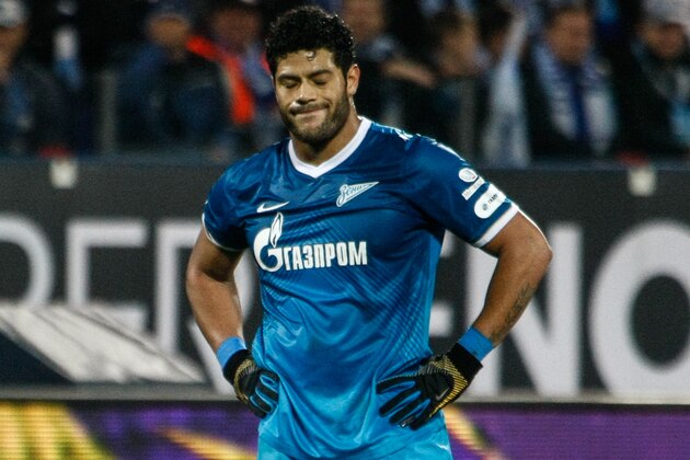 ST. PETERSBURG, RUSSIA - NOVEMBER 02: Hulk of FC Zenit St. Petersburg reacts during the Russian Football League Championship match between FC Zenit St. Petersburg and FC Amkar Perm at the Petrovsky stadium on November 2, 2013 in St. Petersburg, Russia. (Photo by Mike Kireev/Epsilon/Getty Images)