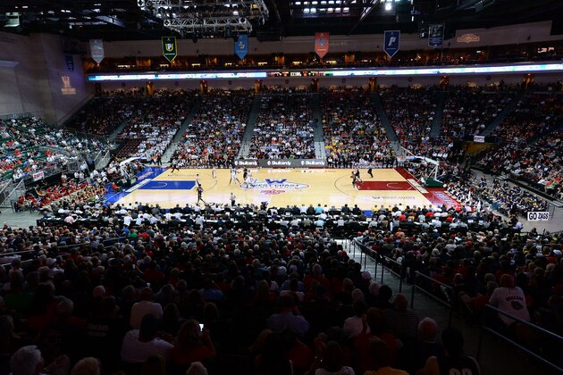 LAS VEGAS, NV - MARCH 10:  A general view of the court as the Saint Mary's Gaels and the Gonzaga Bulldogs play during a semifinal game of the West Coast Conference Basketball tournament at the Orleans Arena on March 10, 2014 in Las Vegas, Nevada. Gonzaga won 70-54.  (Photo by Ethan Miller/Getty Images)