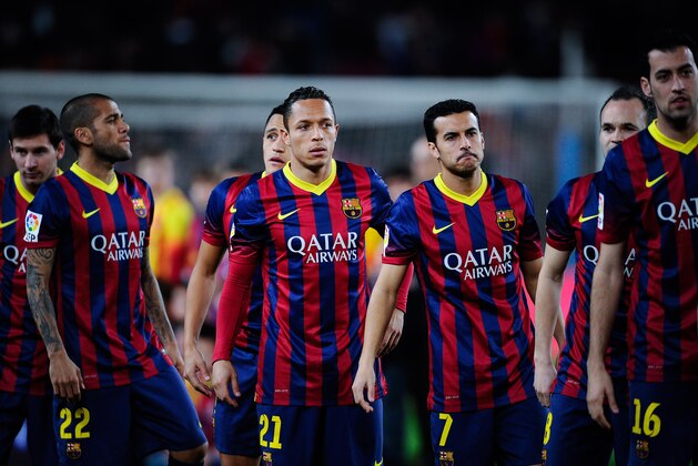 BARCELONA, SPAIN - FEBRUARY 15:  FC Barcelona players look on priot to the La Liga match between FC Barcelona and Rayo Vallecano de Madrid at Camp Nou on February 15, 2014 in Barcelona, Spain.  (Photo by David Ramos/Getty Images)