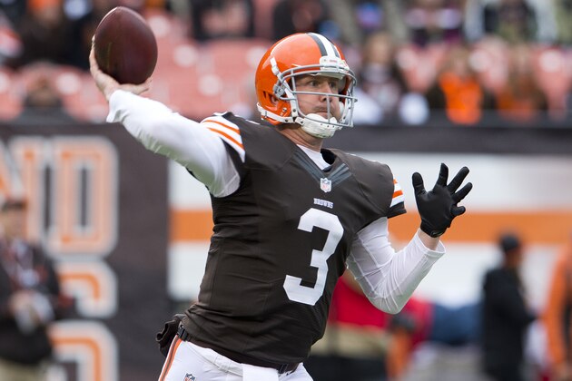 CLEVELAND, OH - DECEMBER 1: Quarterback Brandon Weeden #3 of the Cleveland Browns passes during the first half against the Jacksonville Jaguars at FirstEnergy Stadium on December 1, 2013 in Cleveland, Ohio. (Photo by Jason Miller/Getty Images)