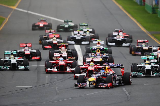 MELBOURNE, AUSTRALIA - MARCH 17:  Sebastian Vettel of Germany and Infiniti Red Bull Racing leads the field at the start of the Australian Formula One Grand Prix at the Albert Park Circuit on March 17, 2013 in Melbourne, Australia.  (Photo by Paul Gilham/Getty Images)