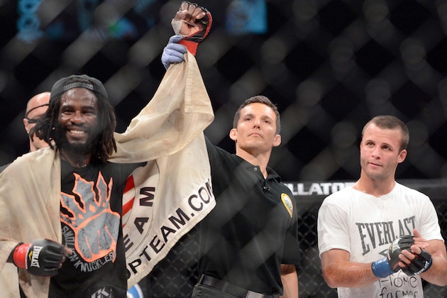 Nov 2, 2013; Long Beach, CA, USA; Daniel Straus (red gloves) is declared the winner against Pat Curran (blue gloves) during their Bellator featherweight world championship fight at the Long Beach Arena. Daniel Strauss won by decision. Mandatory Credit: Jayne Kamin-Oncea-USA TODAY Sports Nov 2, 2013; Long Beach, CA, USA; Daniel Straus (red gloves) is declared the winner against Pat Curran (blue gloves) during their Bellator featherweight world championship fight at the Long Beach Arena. Daniel Strauss won by decision. Mandatory Credit: Jayne Kamin-Oncea-USA TODAY Sports