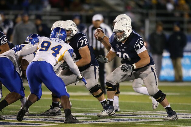 Nevada's Joel Bitonio (70) competes in an NCAA college football game against San Jose State, in Reno, Nev., on Saturday, Nov. 16, 2013. (AP Photo/Cathleen Allison)
