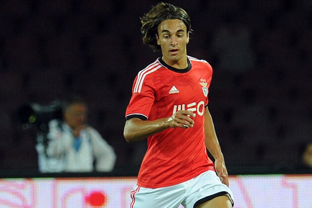 NAPLES, ITALY - AUGUST 09: Lazar Markovic of Benfca in action during the pre-season friendly match between SSC Napoli and SL Benfica at Stadio San Paolo on August 9, 2013 in Naples, Italy. (Photo by Giuseppe Bellini/Getty Images) NAPLES, ITALY - AUGUST 09: Lazar Markovic of Benfca in action during the pre-season friendly match between SSC Napoli and SL Benfica at Stadio San Paolo on August 9, 2013 in Naples, Italy. (Photo by Giuseppe Bellini/Getty Images)