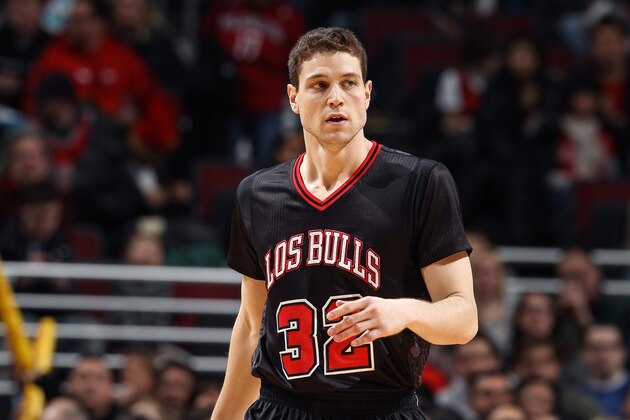 CHICAGO, IL - MARCH 2: Jimmer Fredette #32 of the Chicago Bulls stands on the court during a game against the New York Knicks on March 02, 2014 at the United Center in Chicago, Illinois. NOTE TO USER: User expressly acknowledges and agrees that, by downloading and or using this Photograph, user is consenting to the terms and conditions of the Getty Images License Agreement. Mandatory Copyright Notice: Copyright 2013 NBAE (Photo by Gary Dineen/NBAE via Getty Images)