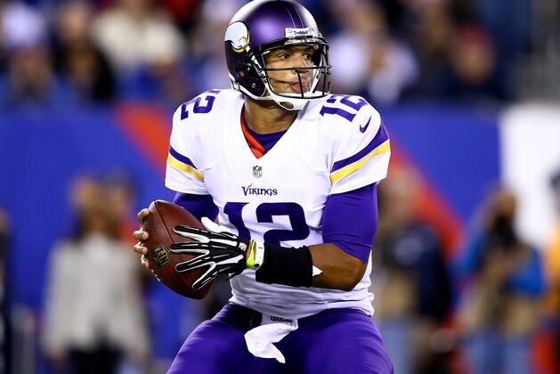 EAST RUTHERFORD, NJ - OCTOBER 21:  Quarterback Josh Freeman