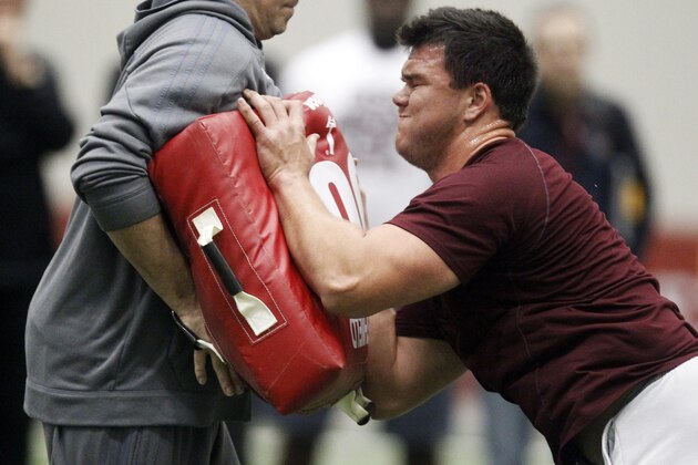 Texas A&M offensive tackle Jake Matthews competes during Texas A&M's pro day held Wednesday, March 5, 2014, in College Station, Texas.  (AP Photo/Patric Schneider)
