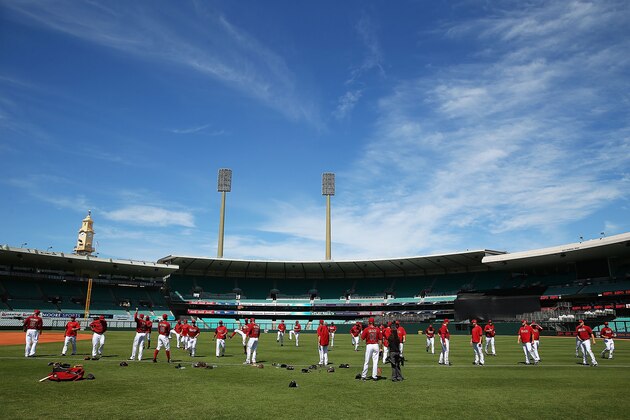 SYDNEY, AUSTRALIA - MARCH 18:  Arizona Diamondbacks players warm up during an Arizona Diamondbacks MLB training session at Sydney Cricket Ground on March 18, 2014 in Sydney, Australia.  (Photo by Brendon Thorne/Getty Images)
