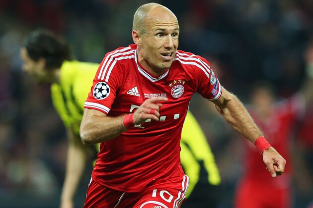 LONDON, ENGLAND - MAY 25:  Arjen Robben of Bayern Muenchen celebrates after scoring a goal during the UEFA Champions League final match between Borussia Dortmund and FC Bayern Muenchen at Wembley Stadium on May 25, 2013 in London, United Kingdom.  (Photo by Alex Livesey/Getty Images)
