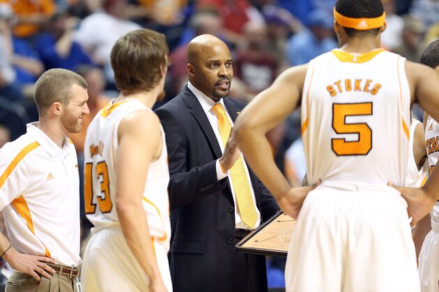 NASHVILLE, TN - MARCH 14:  Cuonzo Martin the head coach of the Tennessee Volunteers gives instructions to his team during the game against the Mississippi State Bulldogs in the second round of the SEC Basketball Tournament at Bridgestone Arena on March 14, 2013 in Nashville, Tennessee.  (Photo by Andy Lyons/Getty Images)