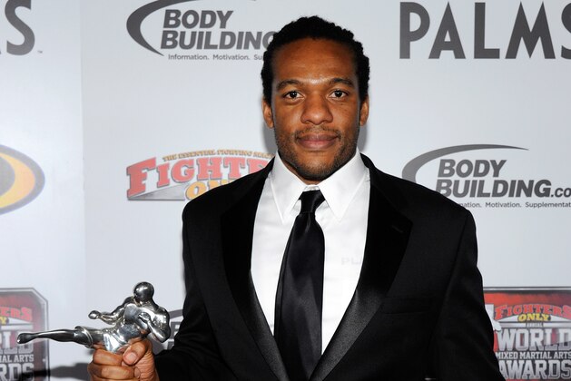 LAS VEGAS, NV - NOVEMBER 30:  Mixed martial arts fighter and referee Herb Dean holds the Referee of the Year award at the Fighters Only World Mixed Martial Arts Awards 2011 at The Pearl concert theater at the Palms Casino Resort November 30, 2011 in Las Vegas, Nevada.  (Photo by Ethan Miller/Getty Images)
