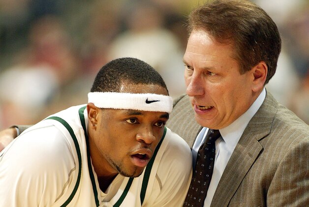 Michigan State head coach Tom Izzo talks with leading scorer Maurice Ager (13) late in the second half.  Ager had 21-points against Wichita State.  Wichita State played Michigan State in the Spartan Clash at the Palace of Auburn Hills on Saturday, December 10, 2005. (Photo by Domenic Centofanti/Getty Images)