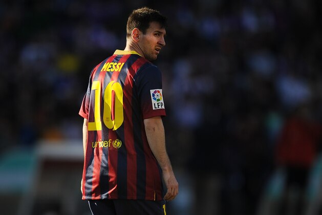 VALLADOLID, SPAIN - MARCH 08:  Lionel Messi of FC Barcelona looks on during the La Liga match between Real Valladolid CF and FC Barcelona at Estadio Nuevo Jose Zorillo on March 8, 2014 in Valladolid, Spain.  (Photo by Denis Doyle/Getty Images)