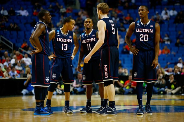 BUFFALO, NY - MARCH 22: The Connecticut Huskies huddle during the third round of the 2014 NCAA Men's Basketball Tournament against the Villanova Wildcats at the First Niagara Center on March 22, 2014 in Buffalo, New York.  (Photo by Jared Wickerham/Getty Images)