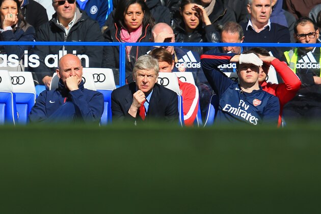 LONDON, ENGLAND - MARCH 22:  Arsene Wenger manager of Arsenal looks on during the Barclays Premier League match between Chelsea and Arsenal at Stamford Bridge on March 22, 2014 in London, England.  (Photo by Richard Heathcote/Getty Images)
