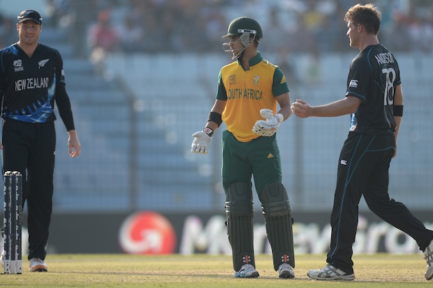 CHITTAGONG, BANGLADESH - MARCH 24: JP Duminy of South Africa reacts after Hashim Amla of South Africa is caught out by Corey Anderson of New Zealand during the ICC World Twenty20 Bangladesh 2014 Group 1 match between New Zealand and South Africa at Zahur Ahmed Chowdhury Stadium on March 24, 2014 in Chittagong, Bangladesh. (Photo by Gareth Copley/Getty Images) CHITTAGONG, BANGLADESH - MARCH 24: JP Duminy of South Africa reacts after Hashim Amla of South Africa is caught out by Corey Anderson of New Zealand during the ICC World Twenty20 Bangladesh 2014 Group 1 match between New Zealand and South Africa at Zahur Ahmed Chowdhury Stadium on March 24, 2014 in Chittagong, Bangladesh. (Photo by Gareth Copley/Getty Images)